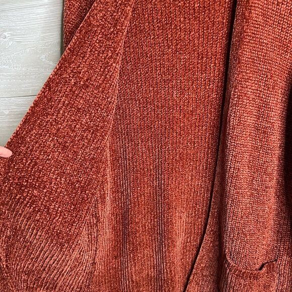 Cardigan Sweater - Picture 3 of 5